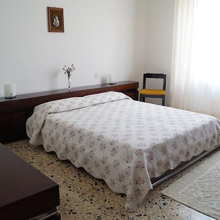 Il Melograno Bed & Breakfast Oristano Cameră foto